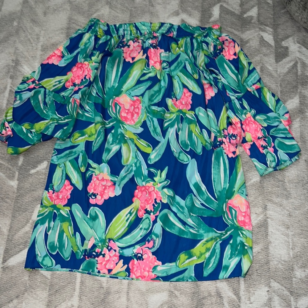 Lilly Pulitzer strapless dress. Size: medium.